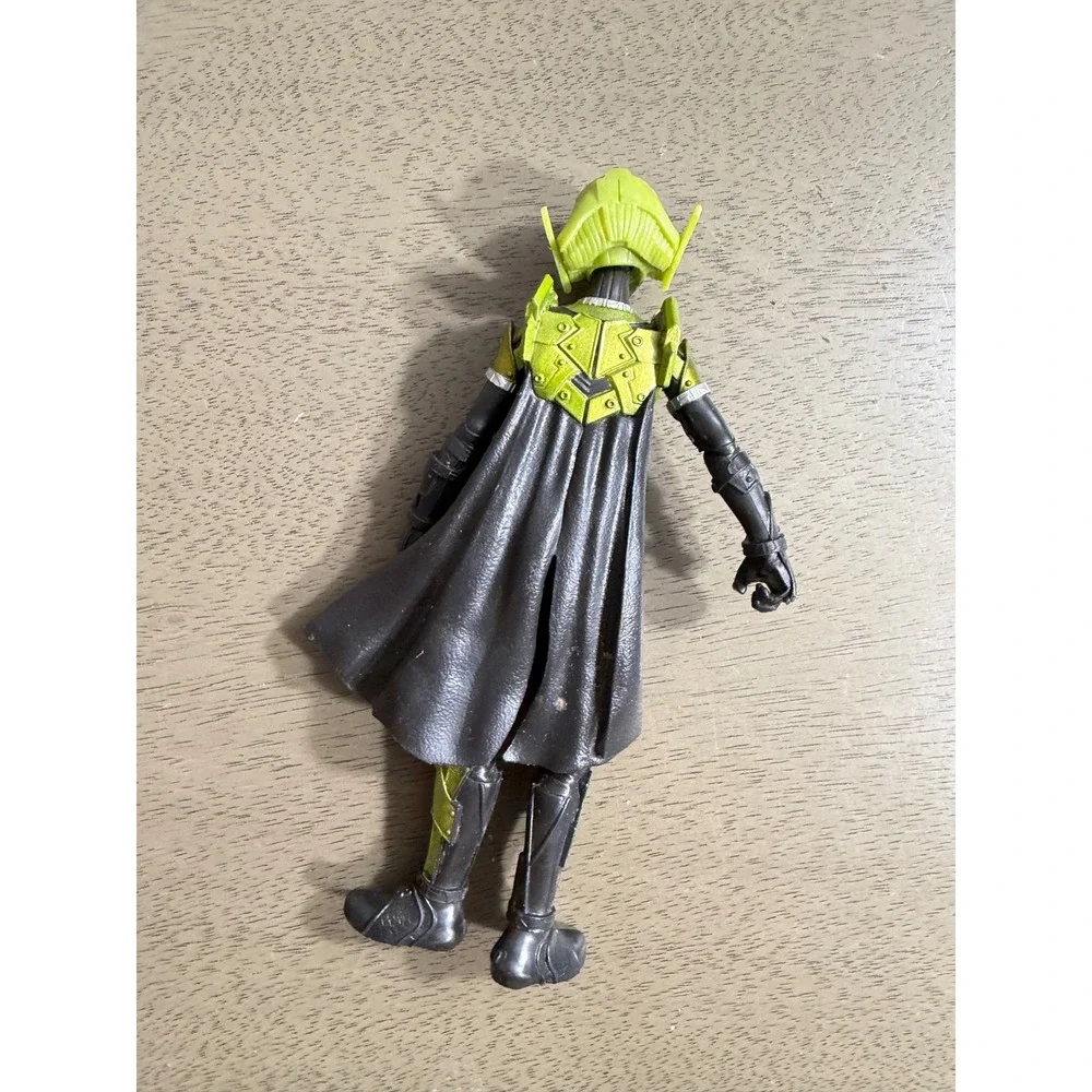 Hasbro Power Rangers Beast Morphers Roxy Action Figure E5946 Black Lime Green